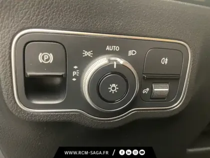 Photo 17 Mercedes GLA 200 d AMG Line