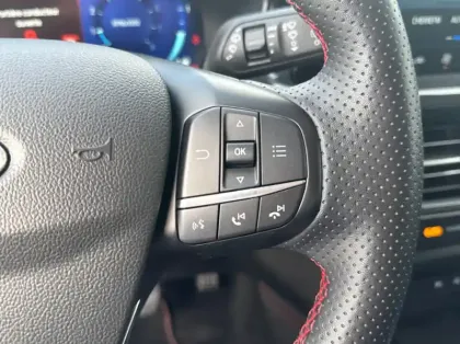 Photo 17 Ford Focus 1.0 Flexifuel mHEV 125ch ST-Line X