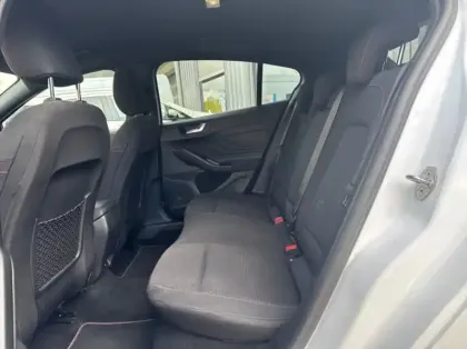 Photo 8 Ford Focus 1.0 Flexifuel mHEV 125ch ST-Line X