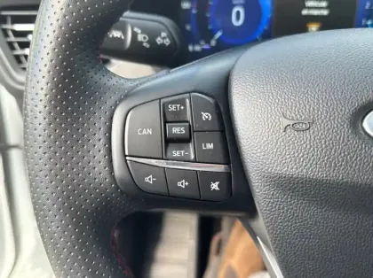 Photo 16 Ford Focus 1.0 Flexifuel mHEV 125ch ST-Line X