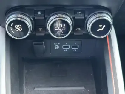 Photo 11 Renault Clio V Intens E-TECH 140 -21