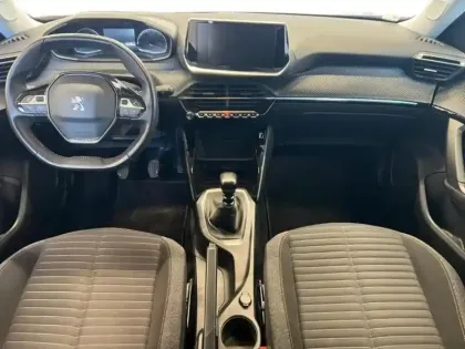 Photo 5 Peugeot 2008  1.2 PureTech 100ch S&S Active