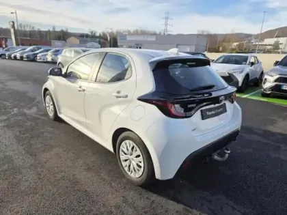 Photo 6 Toyota Yaris  116h Dynamic 5p MC24