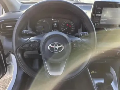 Photo 11 Toyota Yaris  116h Dynamic 5p MC24
