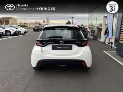 Photo 3 Toyota Yaris  116h Dynamic 5p MY22