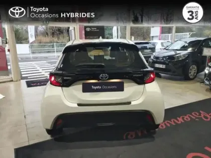 Photo 3 Toyota Yaris  116h Dynamic 5p MY22