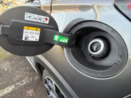 Photo 11 Ford Fiesta  1.0 Flexifuel 95ch Active X 5p