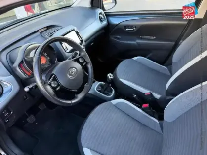 Photo 14 Toyota Aygo  1.0 VVT-i 72ch x-play 5P MY19