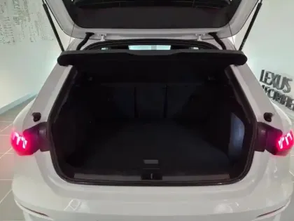 Photo 12 Audi A3  Sportback 35 TFSI 150ch Mild Hybrid Design S tronic 7