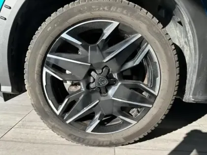 Photo 6 Peugeot 3008  1.2 Hybrid 136ch GT e-DCS6