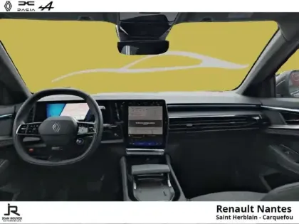 Photo 9 Renault Rafale  1.2 E-Tech full hybrid 200ch Techno - 25