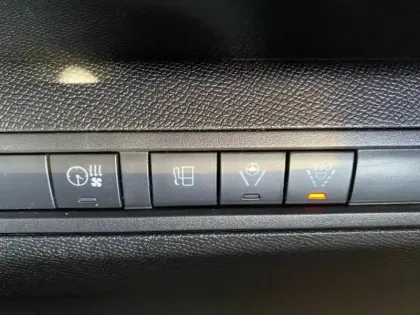 Photo 13 Peugeot 3008  HYBRID 225ch GT e-EAT8