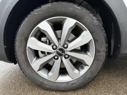 Photo 8 Kia Stonic  1.0 T-GDi 100ch Active