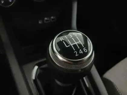 Photo 13 Renault Clio  1.0 TCe 90ch Evolution - 24