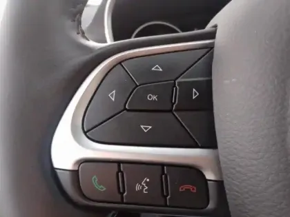 Photo 14 Jeep Compass  1.4 MultiAir II 140ch Longitude Business 4x2