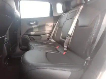 Photo 9 Jeep Compass  1.4 MultiAir II 140ch Longitude Business 4x2