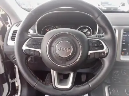 Photo 12 Jeep Compass  1.4 MultiAir II 140ch Longitude Business 4x2