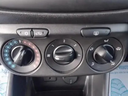 Photo 13 Opel Corsa  1.4 90ch Enjoy 3p