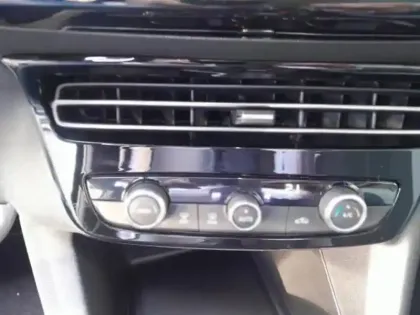 Photo 12 Opel Mokka  Electric 136ch Elegance