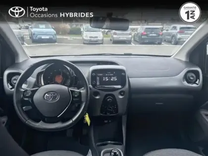 Photo 7 Toyota Aygo  1.0 VVT-i 72ch x-play x-shift 3P MY19