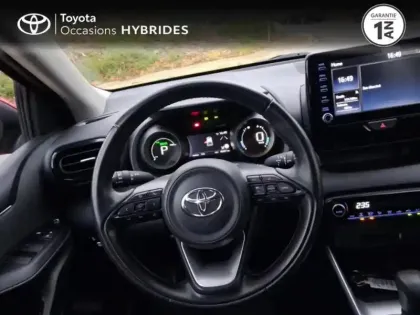 Photo 12 Toyota Yaris  116h Design 5p MY22