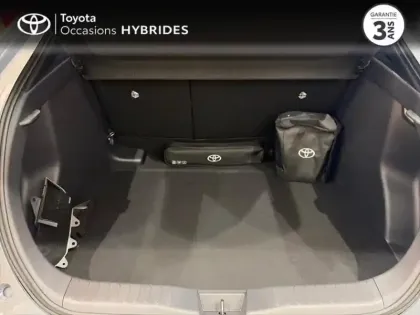 Photo 9 Toyota C-HR  1.8 Hybride 140ch Graphic MY26