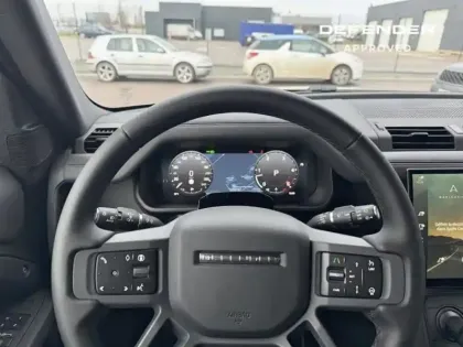 Photo 8 Land rover Defender  110 3.0 D250 Hard Top X-Dynamic SE