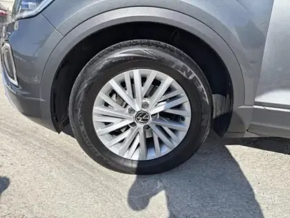 Photo 11 Volkswagen T-roc  1.0 TSI 110ch Life