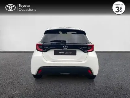 Photo 3 Toyota Yaris  116h Design 5p MC24