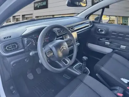 Photo 7 Citroën C3  1.2 PureTech 110ch S&S C-Series 120-121g