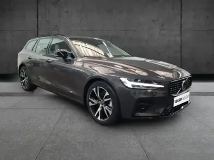 Photo 2 Volvo V60  B4 197ch Plus Style Dark DCT 7