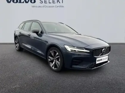 Photo 2 Volvo V60  B4 197ch Plus Style Dark DCT 7