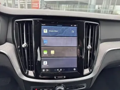 Photo 13 Volvo V60  B4 197ch Plus Style Dark DCT 7