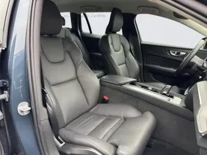 Photo 8 Volvo V60  B4 197ch Plus Style Dark DCT 7