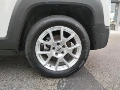 Photo 7 Jeep Renegade  1.5 Turbo T4 130ch MHEV BVR7