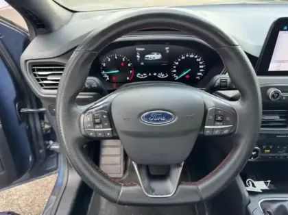 Photo 14 Ford Focus  1.0 Flexifuel mHEV 125ch ST-Line Style