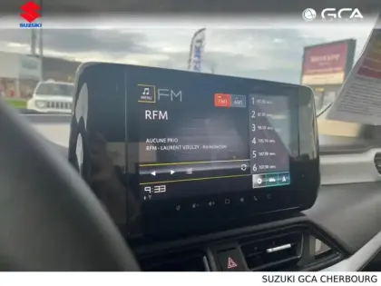 Photo 6 Suzuki Swift  1.2 Hybrid 83ch Pack