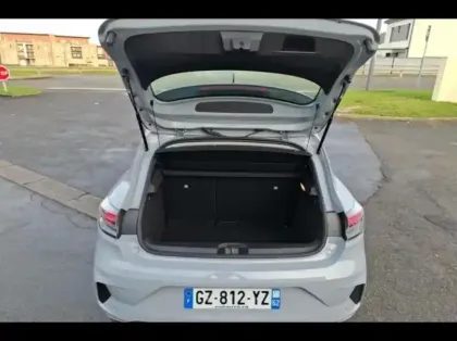 Photo 11 Renault Clio  1.5 Blue dCi 100ch Evolution - 24