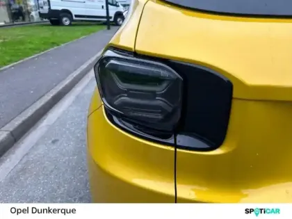 Photo 8 Jeep Avenger  1.2 Turbo T3 100ch MHEV Summit BVR6 eHybrid