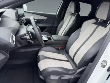 Photo 8 Peugeot 3008  HYBRID 225ch GT e-EAT8