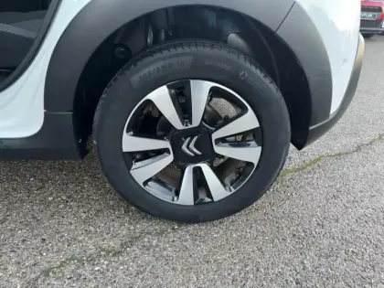 Photo 7 Citroën C3  1.2 PureTech 110ch S&S Shine EAT6