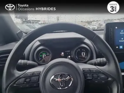 Photo 12 Toyota Yaris  Cross 116h Design Pack Cargo MY22