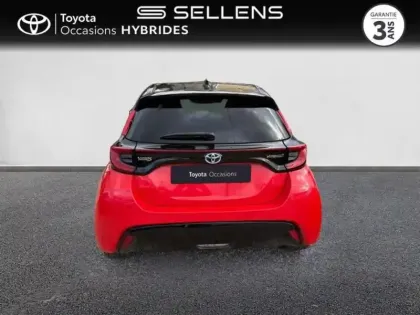 Photo 3 Toyota Yaris  116h Première 5p