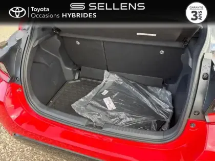 Photo 9 Toyota Yaris  116h Première 5p