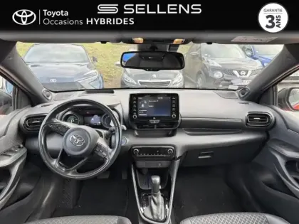 Photo 7 Toyota Yaris  116h Première 5p