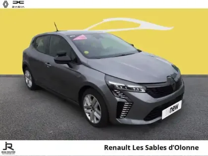 Photo 1 Renault Clio  1.5 Blue dCi 100ch Evolution - 24