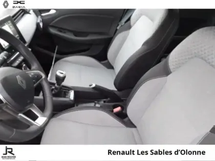 Photo 2 Renault Clio  1.5 Blue dCi 100ch Evolution - 24