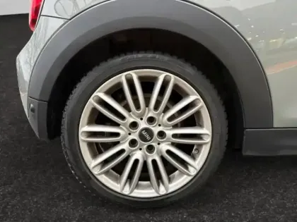 Photo 13 Mini Mini  Cooper 136ch Euro6d-T