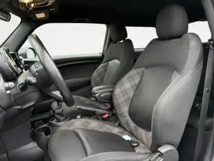 Photo 8 Mini Mini  Cooper 136ch Euro6d-T