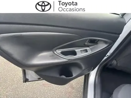 Photo 14 Toyota Yaris  Cross 116h Dynamic Business + Programme Beyond Zero Academy MY22